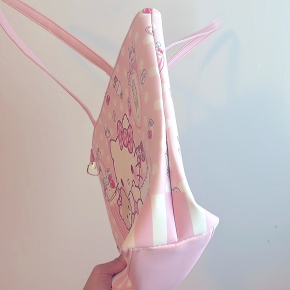 Hello kitty tote bag - Picture 10 of 10